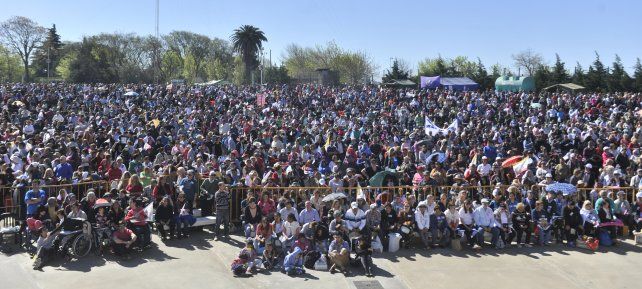Los fieles se hicieron presente en San Nicolás.