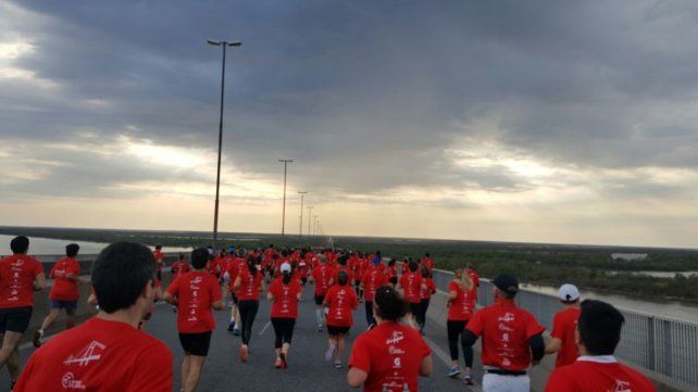 Miles de corredores se dieron cita en el maratón.