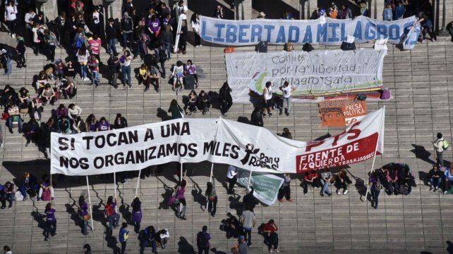 Las escalinatas del Patio Cívico, tribuna de consignas. 