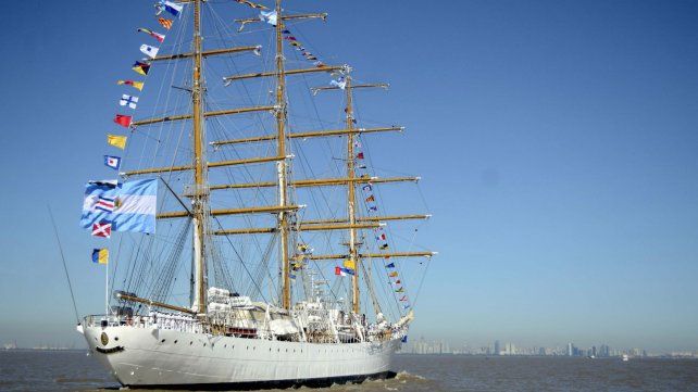 La Fragata llegando al puerto de Buenos Aries.