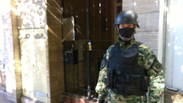 Allanamiento en un departamento de 1º de Mayo al 1300.