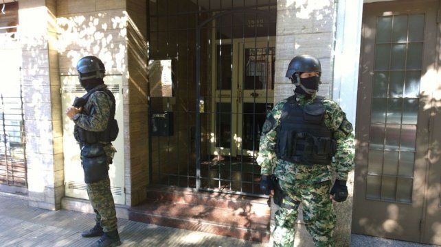 Allanamiento en un departamento de 1º de Mayo al 1300.