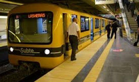 Espeluznante. El jugador de futsal de Boca y de la selección nacional Matías Kruger perdió la vida ayer a la madrugada, en la Estación Colonia.