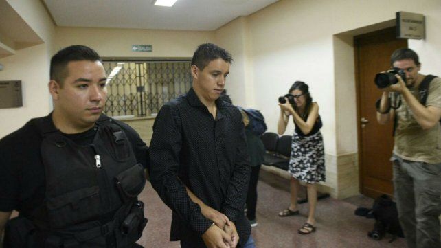 Los policías, al banquillo de los acusados.