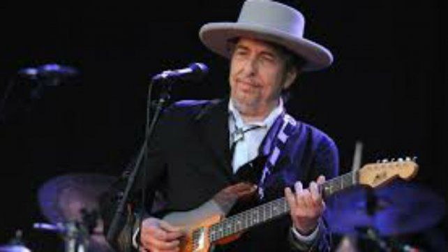 Dylan sigue activo con la música