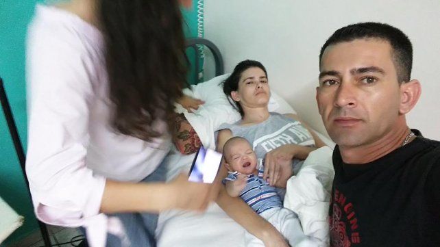 La familia Bannan difundió imágenes de Amelia y su bebé. 