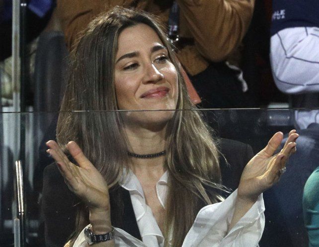 La actriz acompañó al tandilense en el partido que perdió frente a Novak Djokovic.