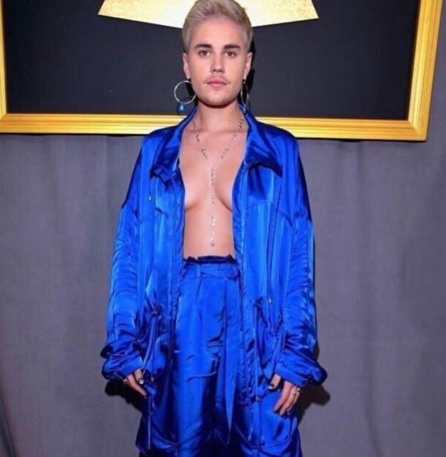 Justin Bieber sorprende con foto vestido de mujer