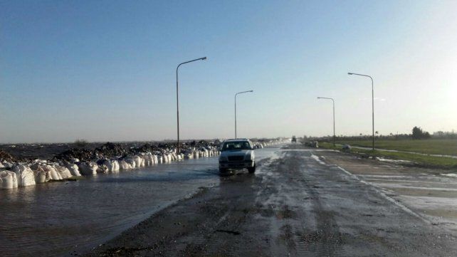 Fuertes vientos soplan en la zona de la laguna de Melincué.