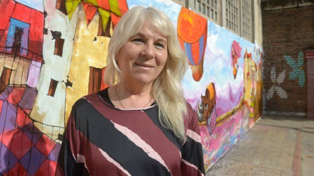 Claudia Ortega, la rectora de la escuela.