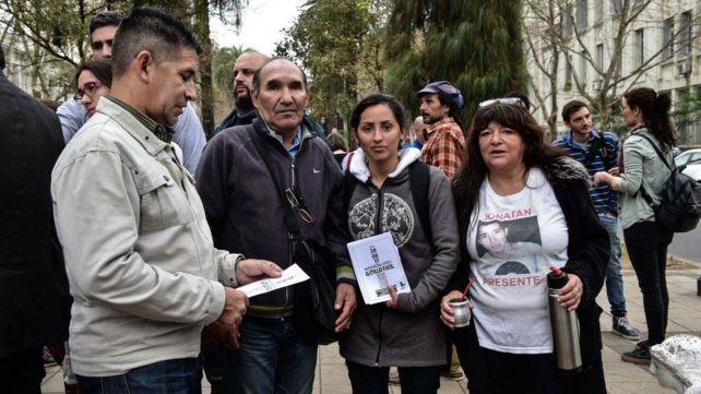 Familiares y amigos de Francos Casco.